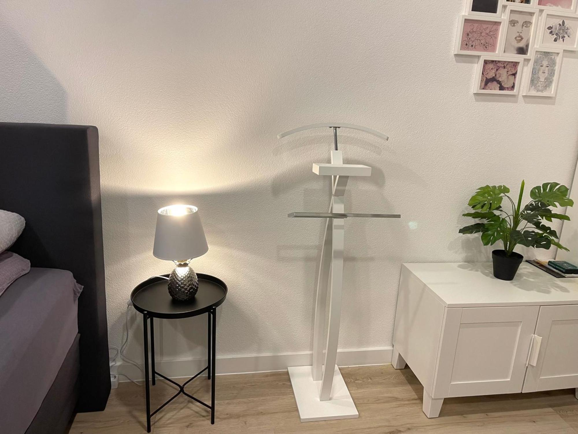 Neu Wunderschoenenes Weisses Apartament Am Schloessle Zentrum Goldstadt Pforzheim Buitenkant foto
