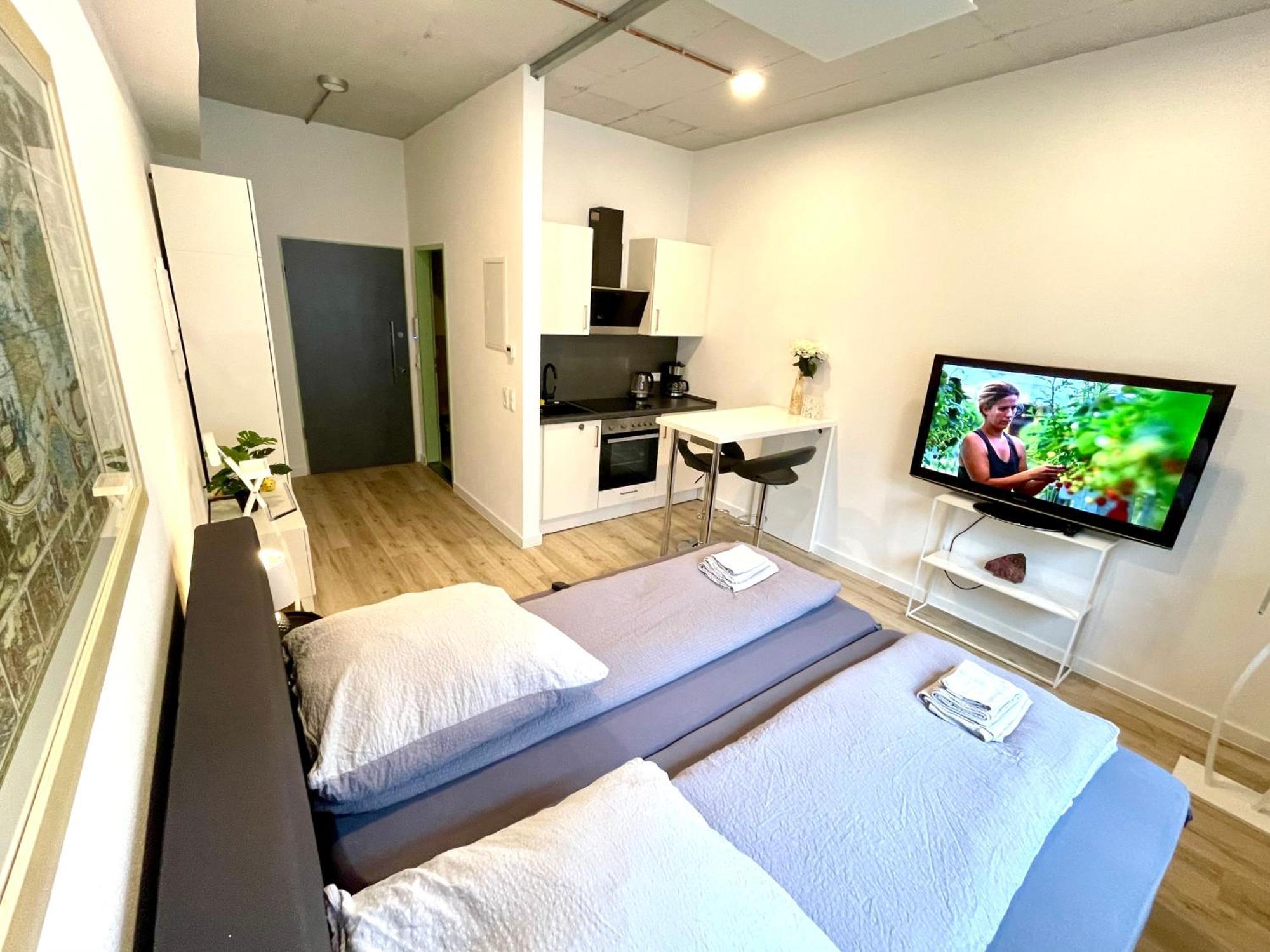 Neu Wunderschoenenes Weisses Apartament Am Schloessle Zentrum Goldstadt Pforzheim Buitenkant foto