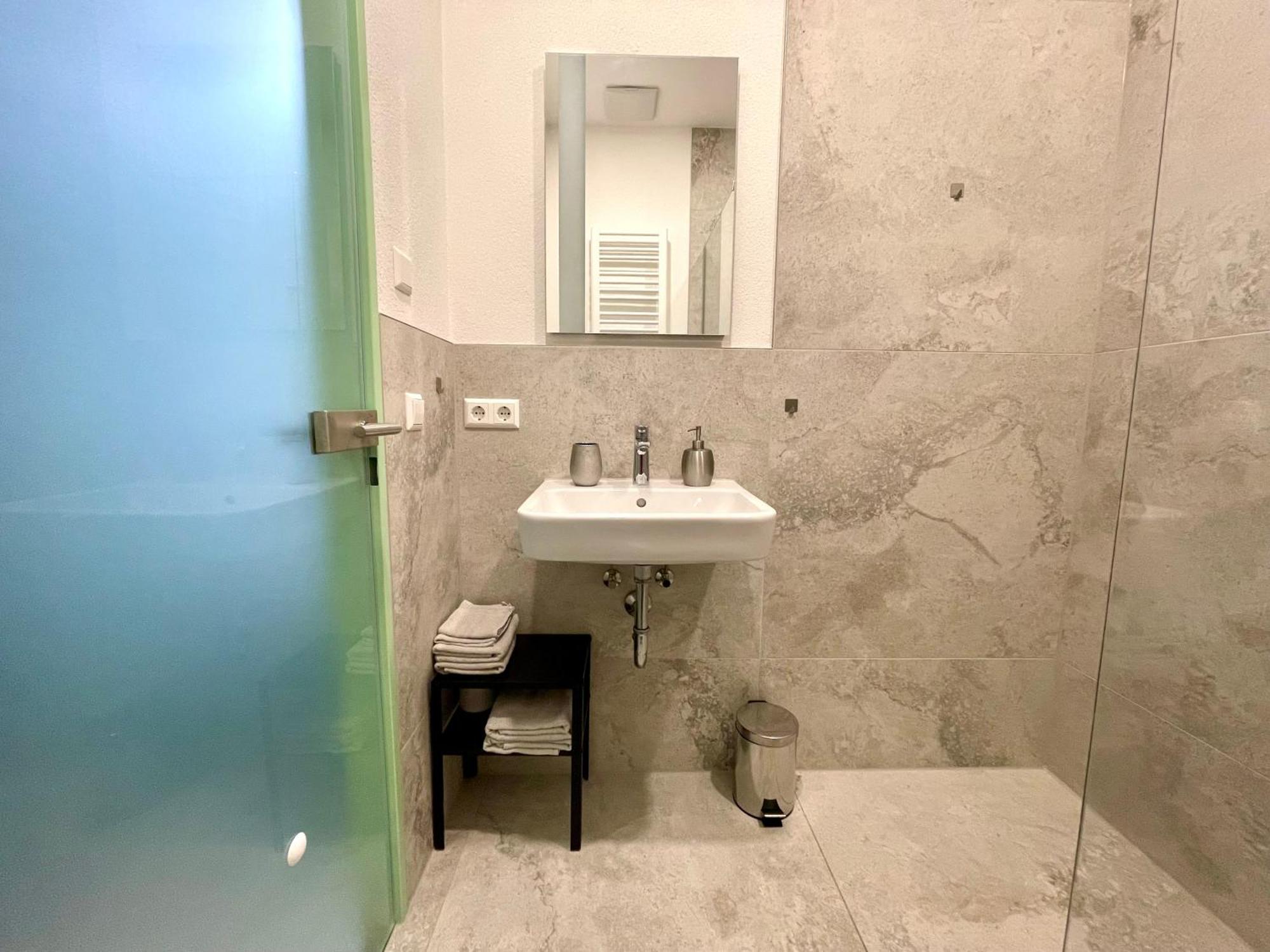 Neu Wunderschoenenes Weisses Apartament Am Schloessle Zentrum Goldstadt Pforzheim Buitenkant foto