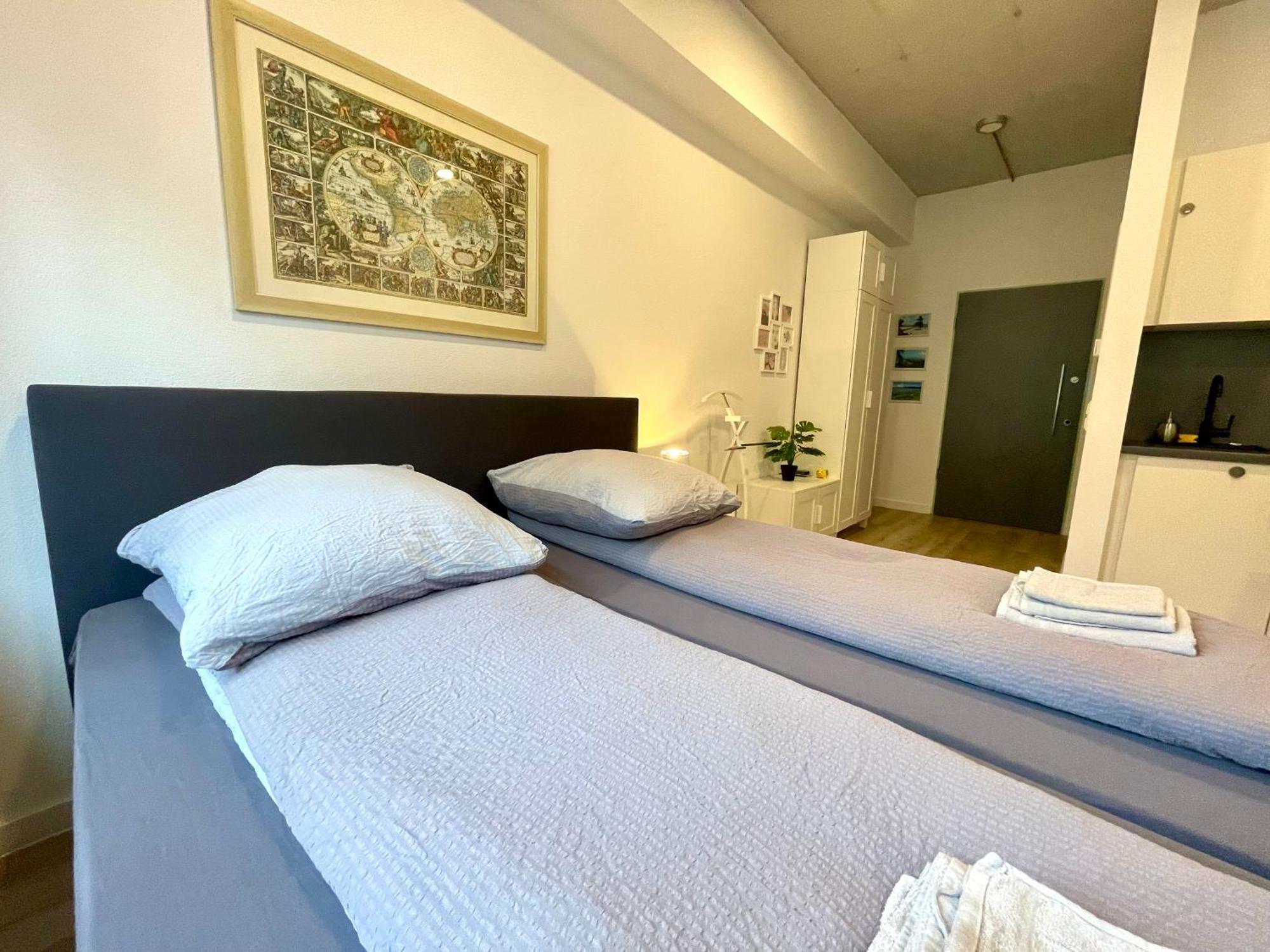 Neu Wunderschoenenes Weisses Apartament Am Schloessle Zentrum Goldstadt Pforzheim Buitenkant foto
