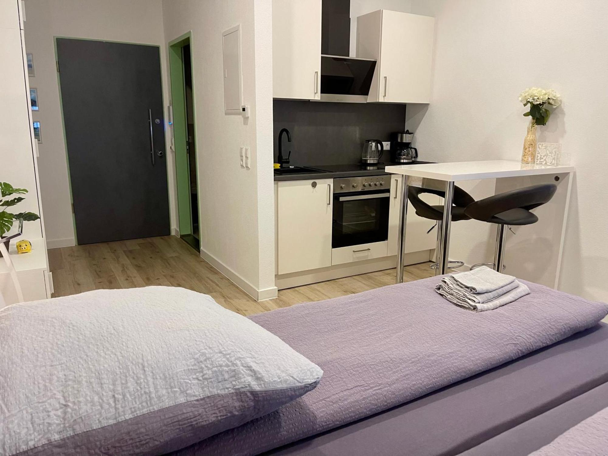 Neu Wunderschoenenes Weisses Apartament Am Schloessle Zentrum Goldstadt Pforzheim Buitenkant foto