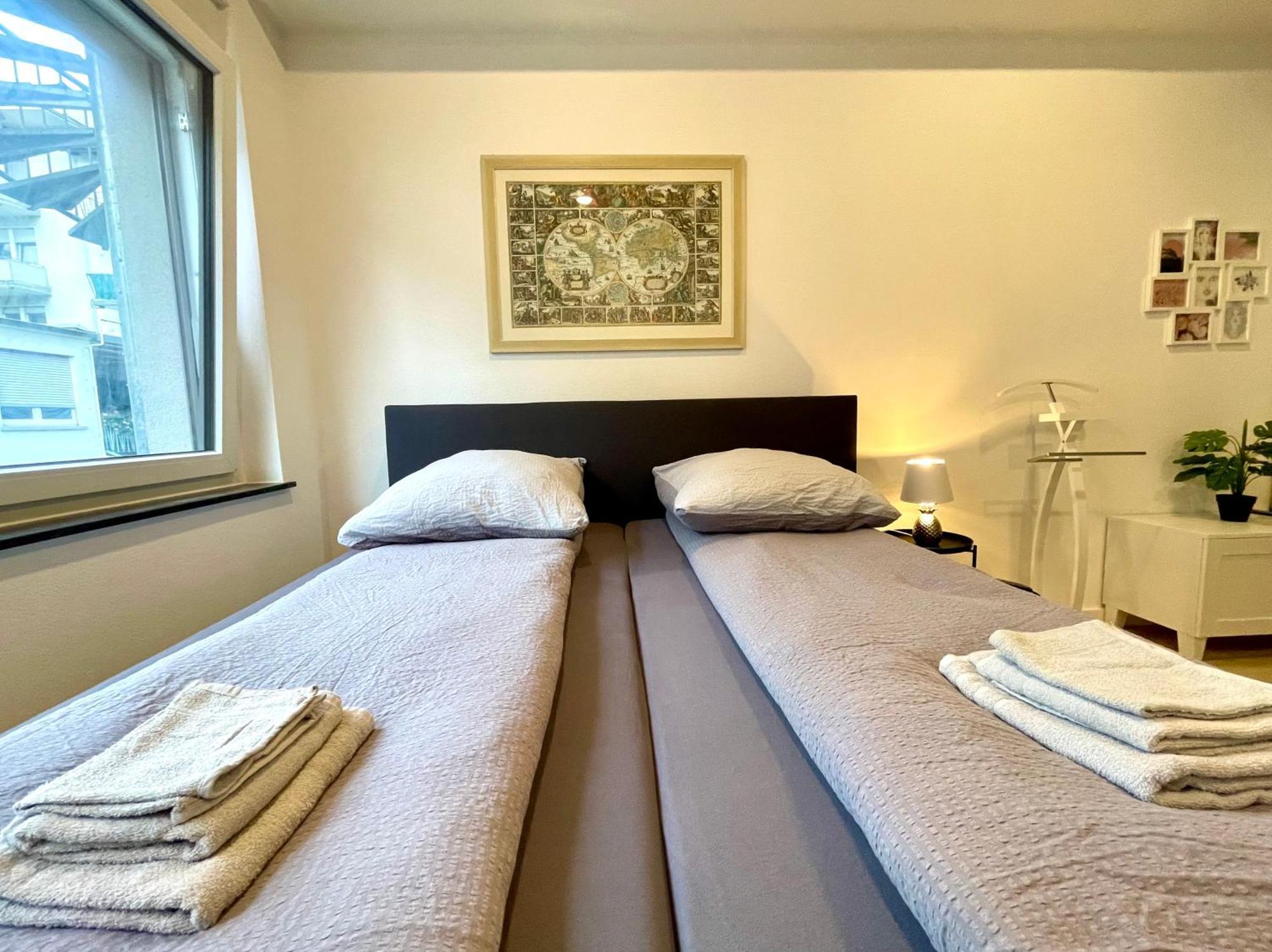 Neu Wunderschoenenes Weisses Apartament Am Schloessle Zentrum Goldstadt Pforzheim Buitenkant foto