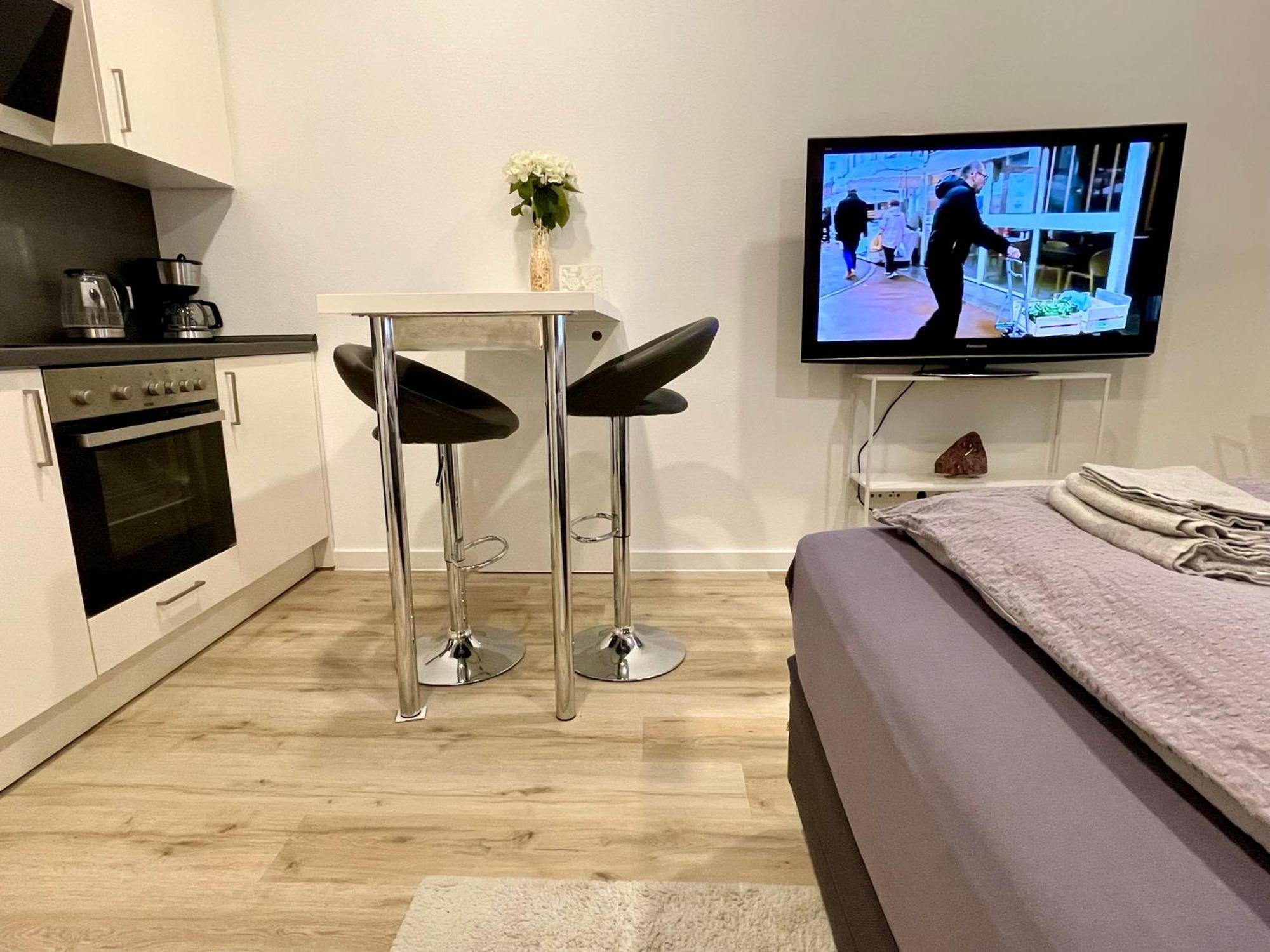 Neu Wunderschoenenes Weisses Apartament Am Schloessle Zentrum Goldstadt Pforzheim Buitenkant foto