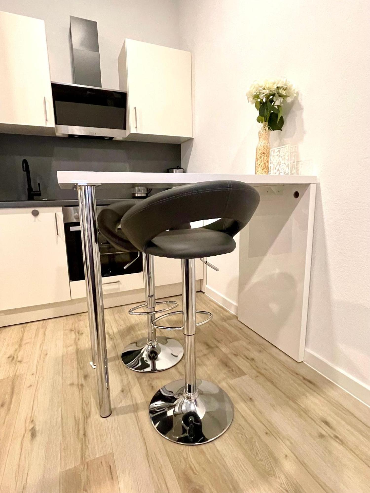 Neu Wunderschoenenes Weisses Apartament Am Schloessle Zentrum Goldstadt Pforzheim Buitenkant foto