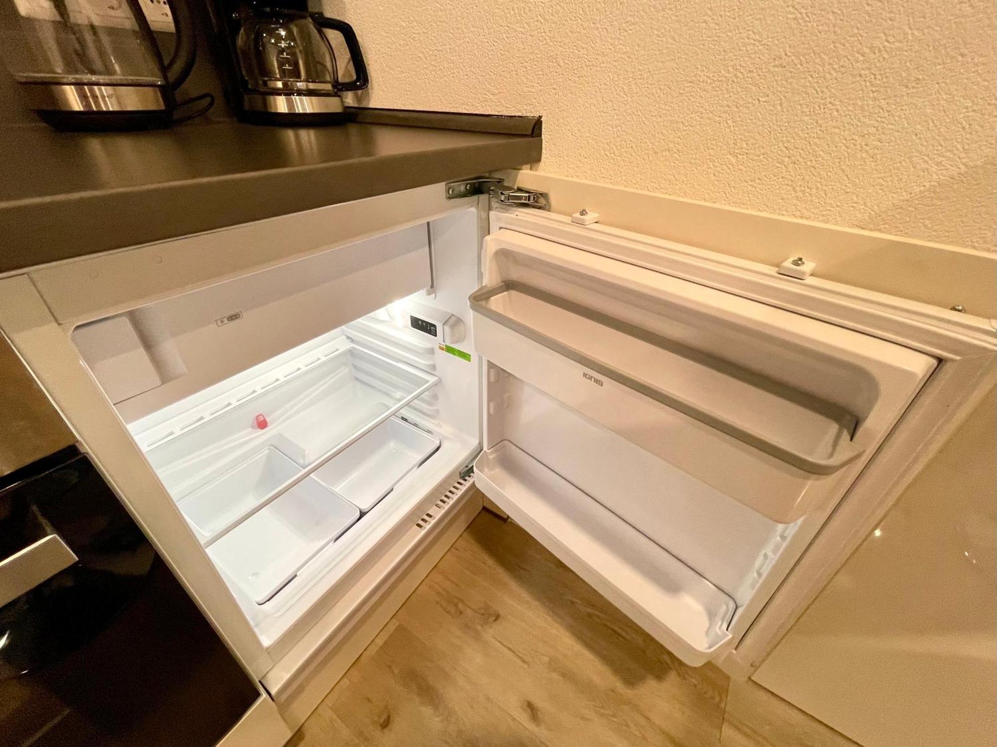 Neu Wunderschoenenes Weisses Apartament Am Schloessle Zentrum Goldstadt Pforzheim Buitenkant foto
