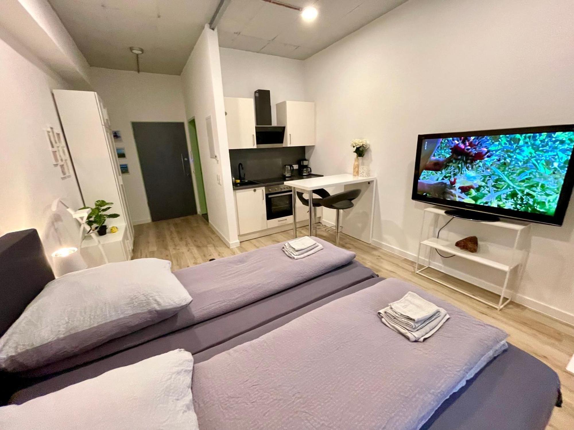 Neu Wunderschoenenes Weisses Apartament Am Schloessle Zentrum Goldstadt Pforzheim Buitenkant foto